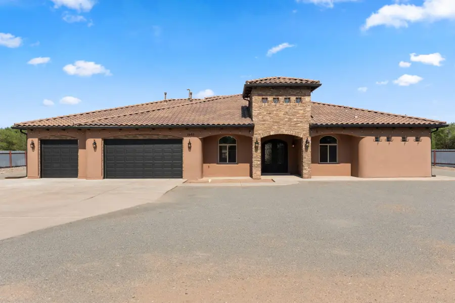 1202 Gabaldon Road Nw, Albuquerque, NM 87104 - #2