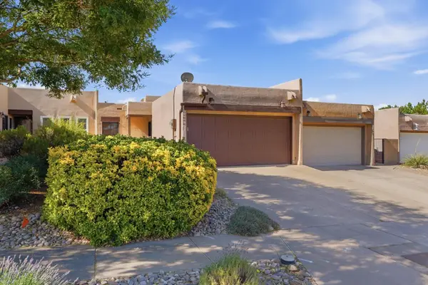 7524 Northridge Avenue Ne, Albuquerque, NM 87109
