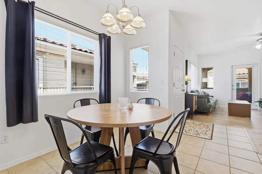 6800 Vista Del Norte Drive Ne #427, Albuquerque, NM 87113 - #3