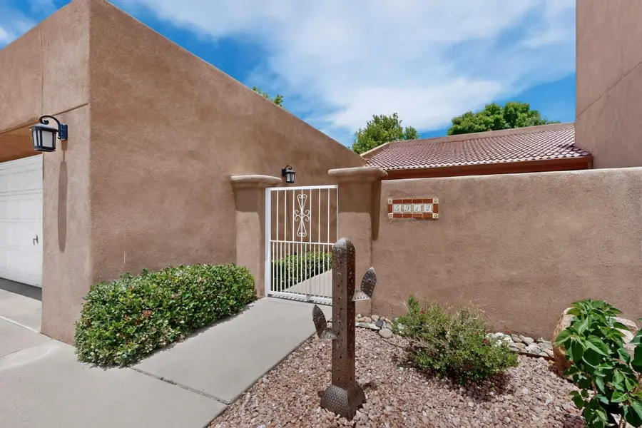 5912 Canyon Crest Place Ne, Albuquerque, NM 87111 - #3