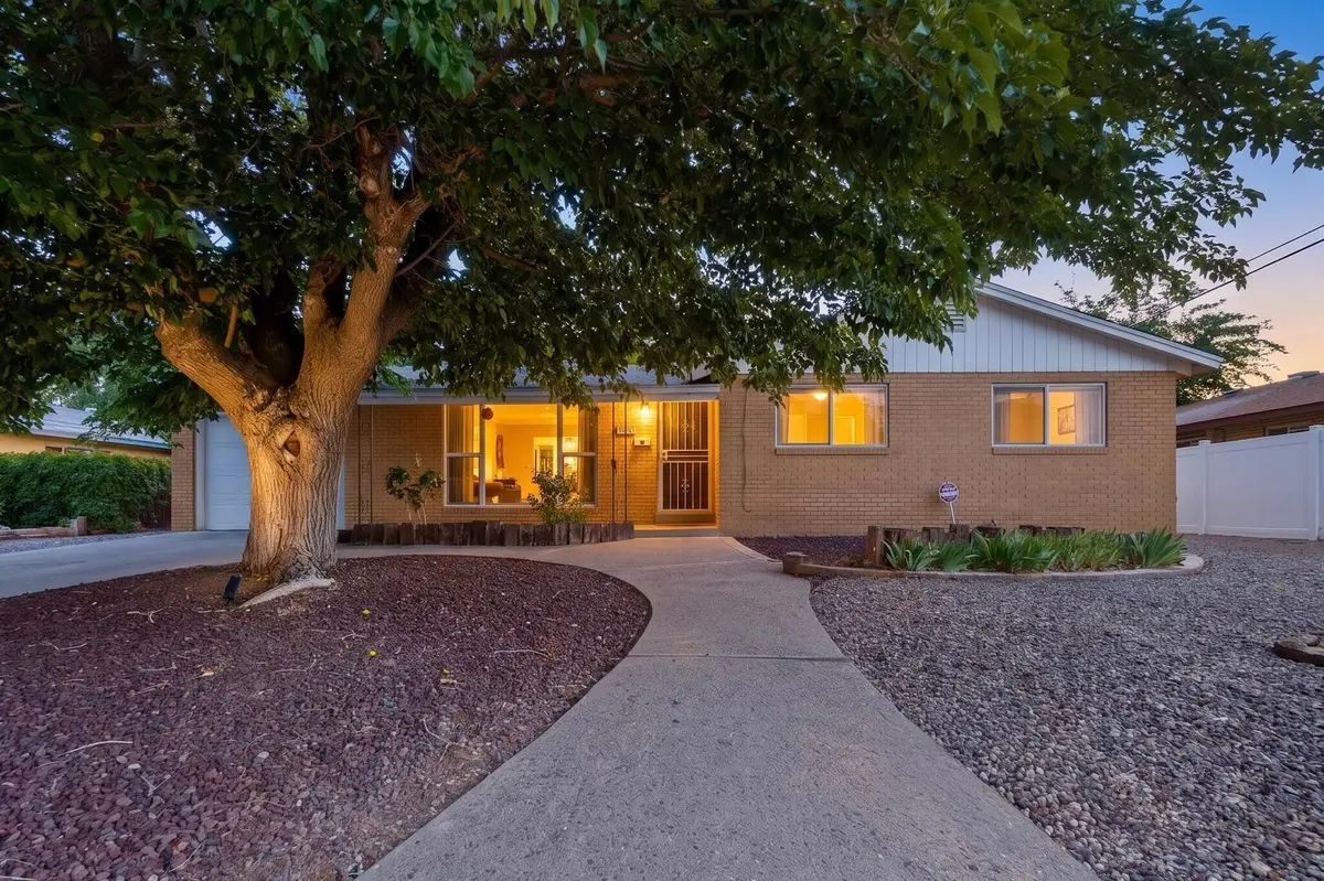 3006 Carolina Street Ne, Albuquerque, NM 87110 - #1