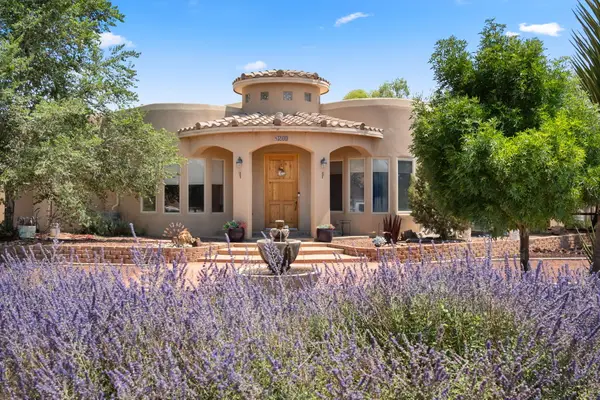 1260 Vanderploeg Court, Bosque Farms, NM 87068