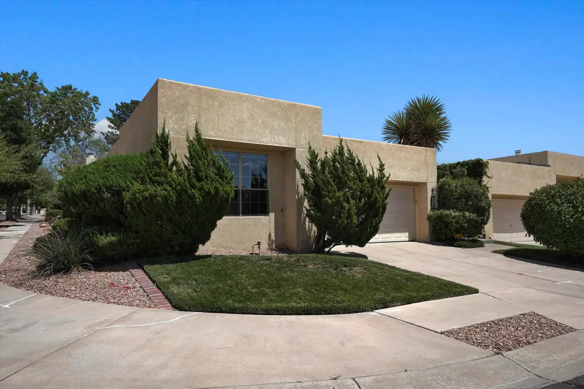 7936 Woodridge Drive Ne, Albuquerque, NM 87109 - #1