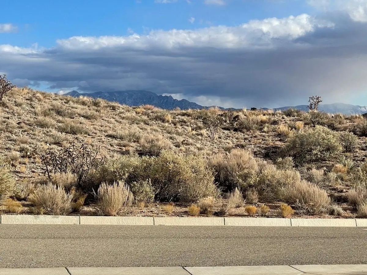 1712 Meadows Point Pl Ne, Rio Rancho, NM 87144 - #1