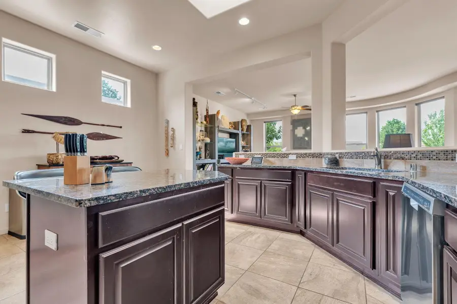 5308 Sacate Avenue Nw, Albuquerque, NM 87120 - #3