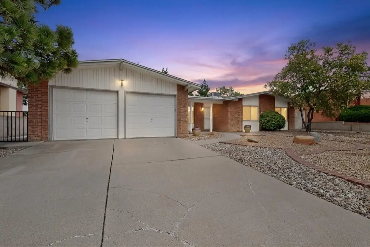 8605 Northridge Avenue Ne, Albuquerque, NM 87111 - #1