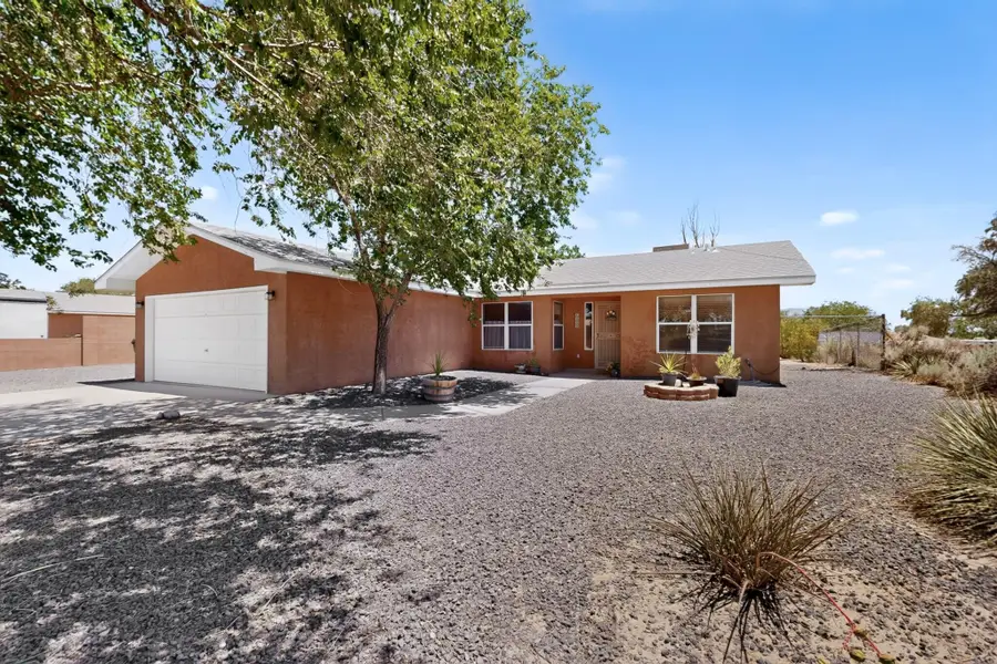 608 Mohawk Street Sw, Rio Rancho, NM 87124 - #3