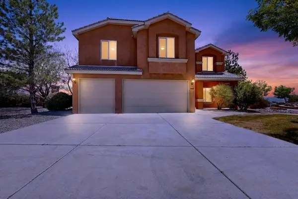 9747 Summer Shower Place Nw, Albuquerque, NM 87120