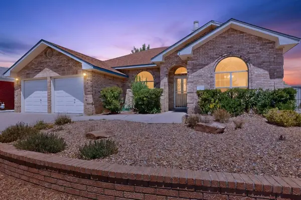7557 Calyx Drive Nw, Albuquerque, NM 87120