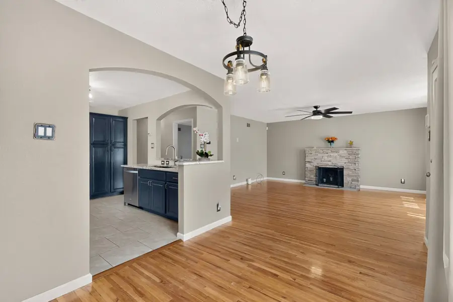 2709 Valencia Drive Ne, Albuquerque, NM 87110 - #3