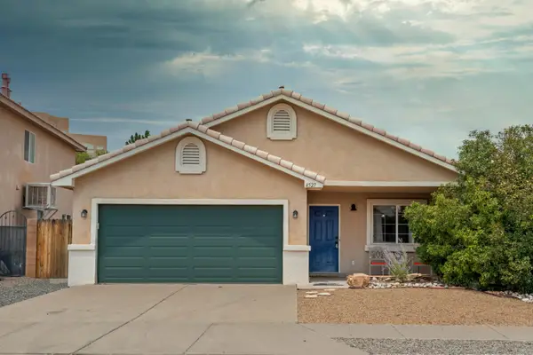 4527 Barrett Avenue Nw, Albuquerque, NM 87114