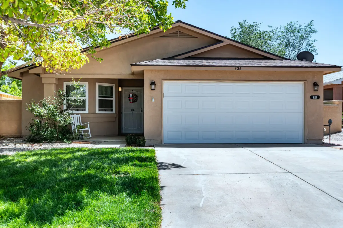924 Somerset Meadows Drive Ne, Rio Rancho, NM 87144 - #1