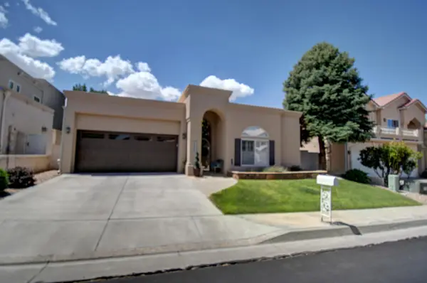 11132 Spyglass Hill Lane Ne, Albuquerque, NM 87111