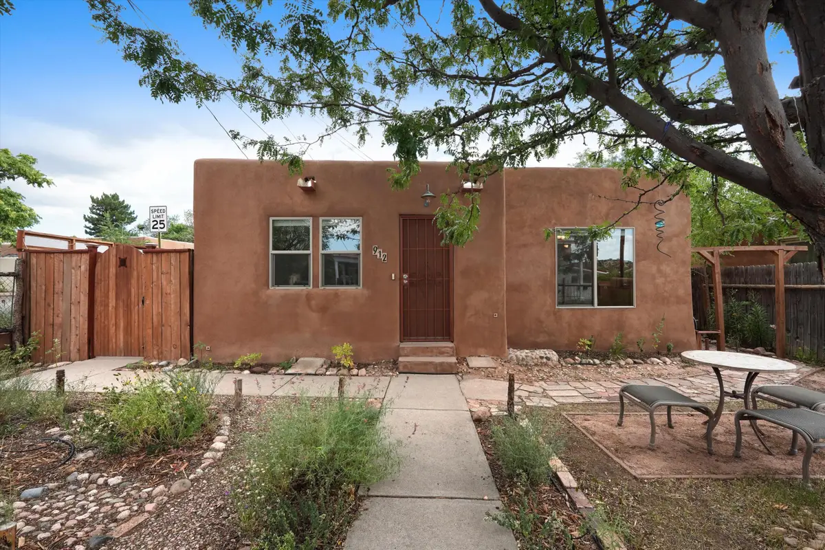 912 Alto Street, Santa Fe, NM 87501 - #1
