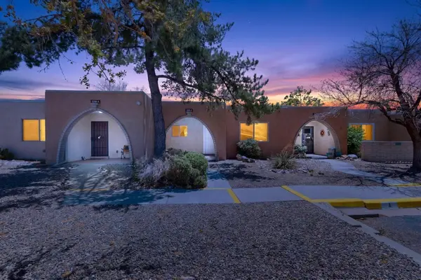 1300 Grande Boulevard Se #B, Rio Rancho, NM 87124