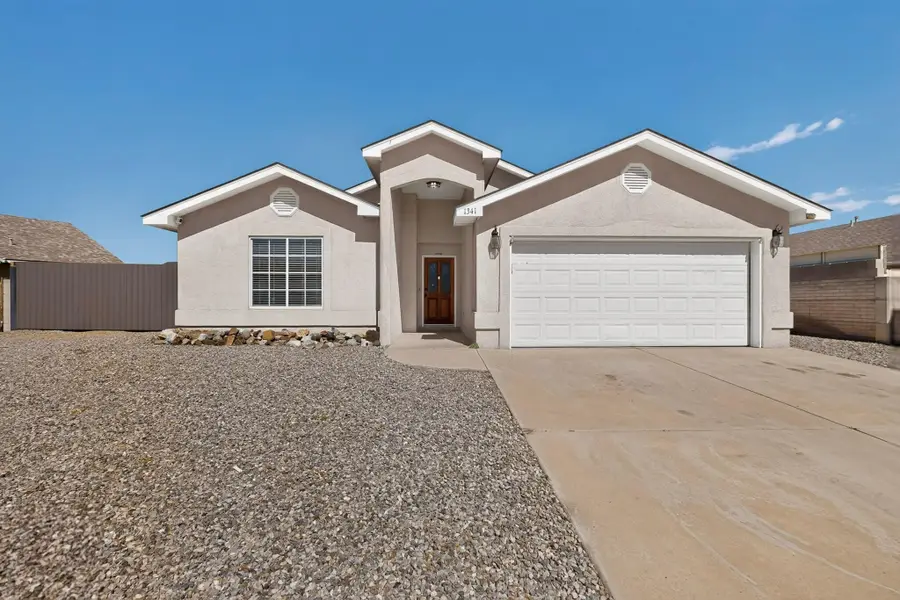 1341 Vista Centro Drive Sw, Los Lunas, NM 87031 - #2