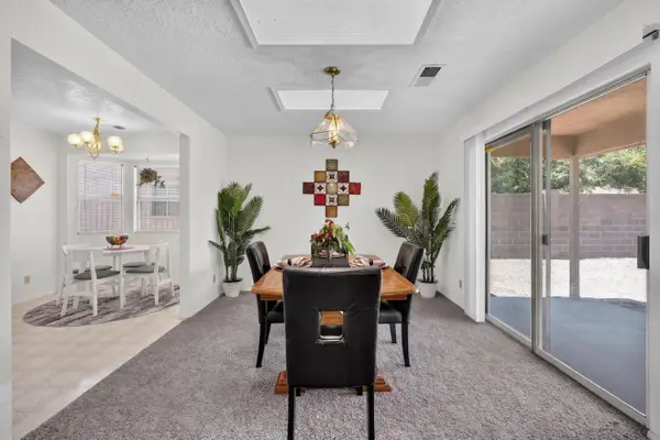 7221 Sunlight Peak Drive Ne, Rio Rancho, NM 87144