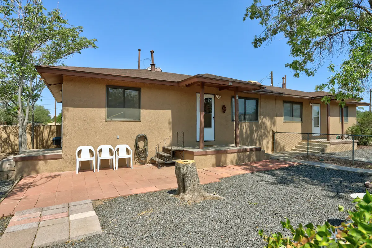 321 Wayne Road Nw, North Valley, NM 87114 - #1