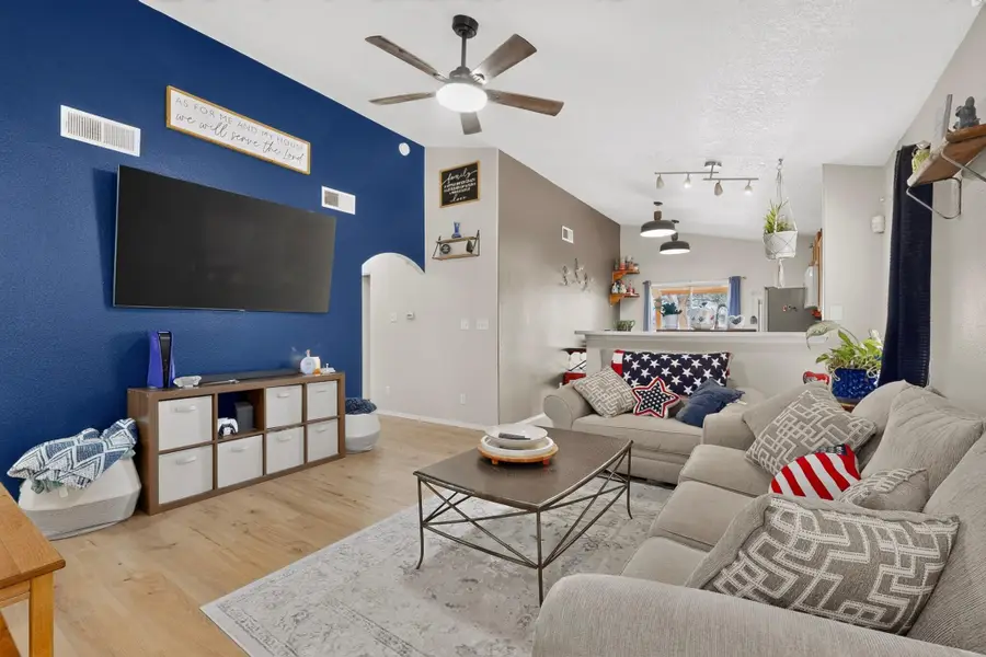 819 Corel Drive Sw, Albuquerque, NM 87121 - #3