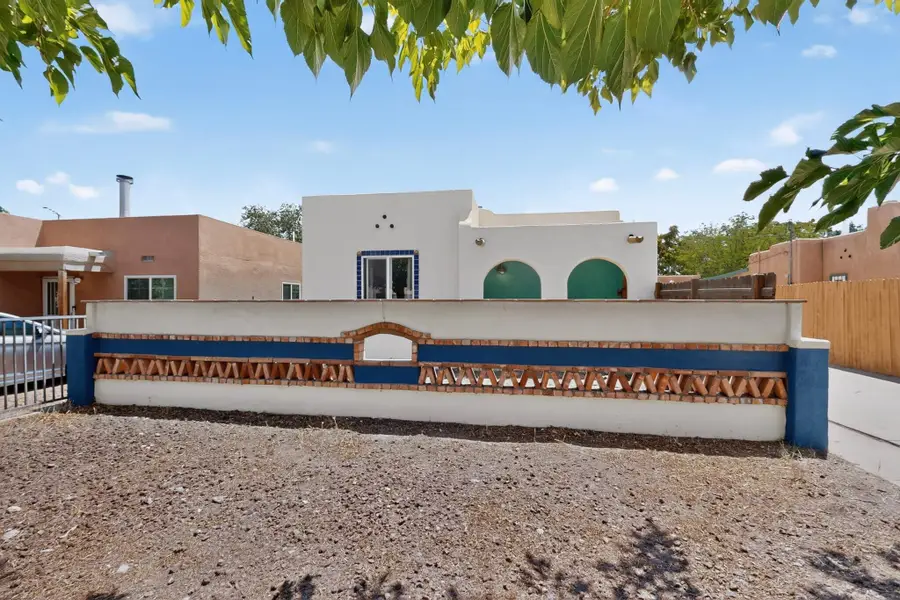 1210 Forrester Street Nw, Albuquerque, NM 87104 - #3