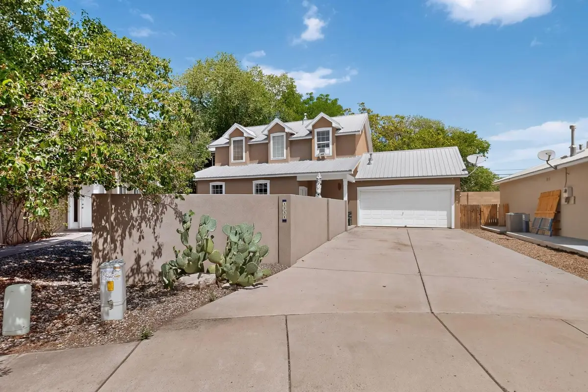 1531 Phoenix Avenue Nw, Albuquerque, NM 87107 - #1