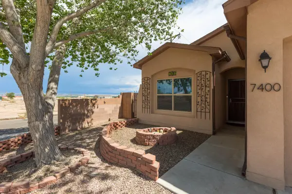 7400 Sombrillo Avenue Sw, Albuquerque, NM 87121
