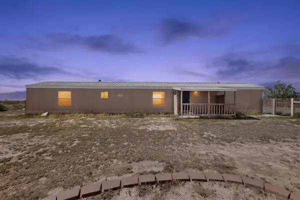 69 Caballo Avenue, Moriarty, NM 87035
