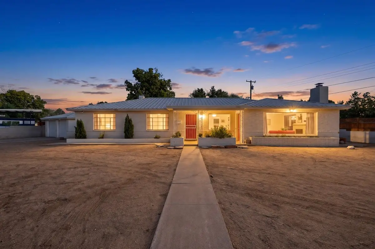 8013 Indian School Road Ne, Albuquerque, NM 87110 - #1