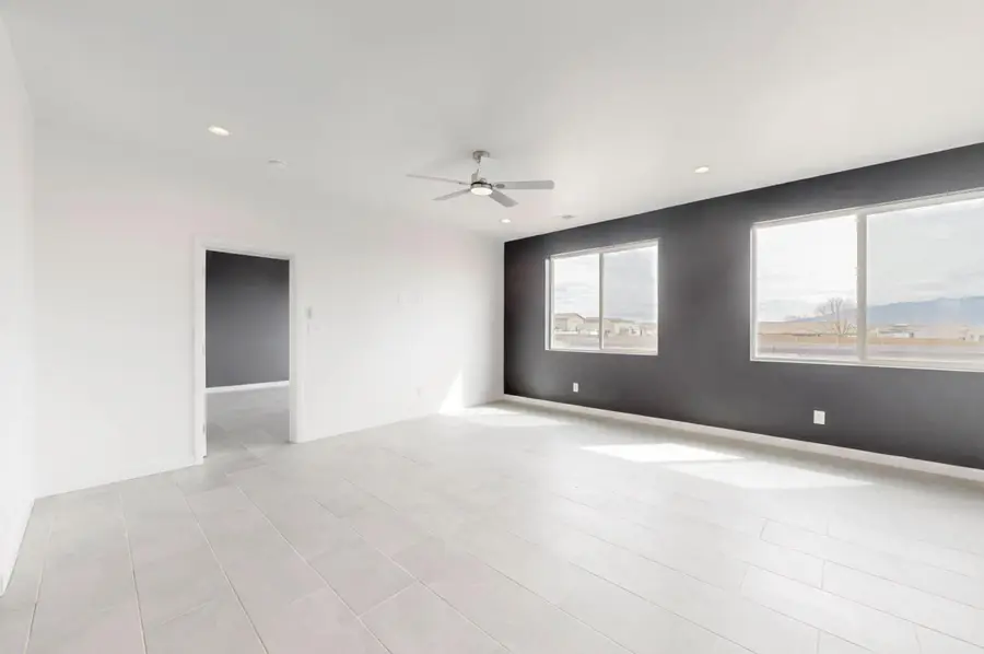 408 4th Street Ne, Rio Rancho, NM 87124 - #2