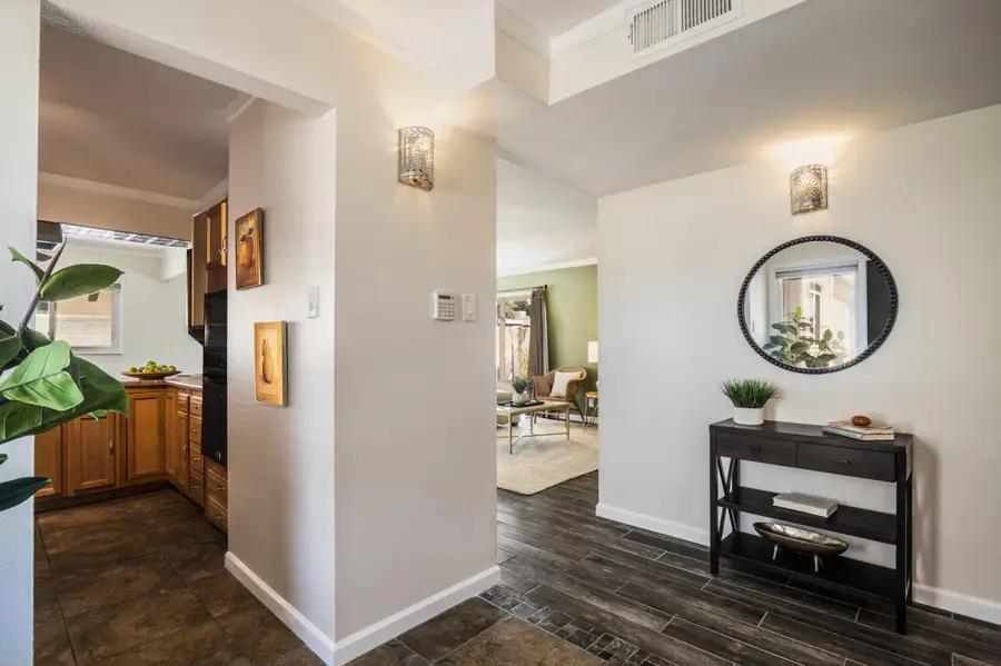 4204 San Andres Avenue Ne, Albuquerque, NM 87110 - #3