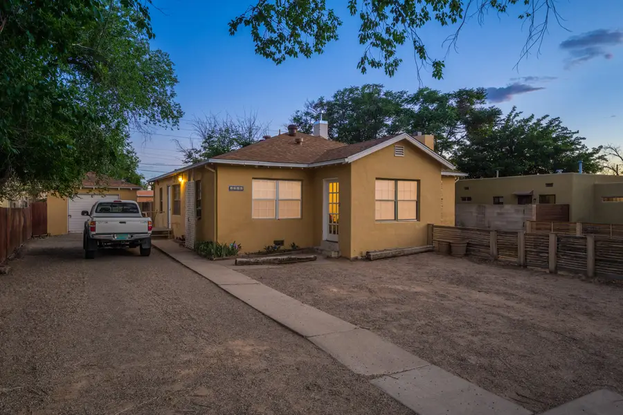 1920 Lead Avenue Se, Albuquerque, NM 87106 - #2