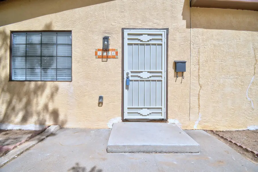 2708 Monroe Street Ne, Albuquerque, NM 87110 - #2