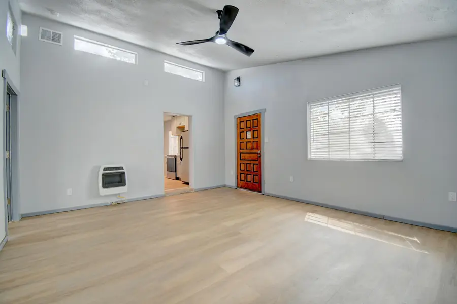 2708 Monroe Street Ne, Albuquerque, NM 87110 - #3