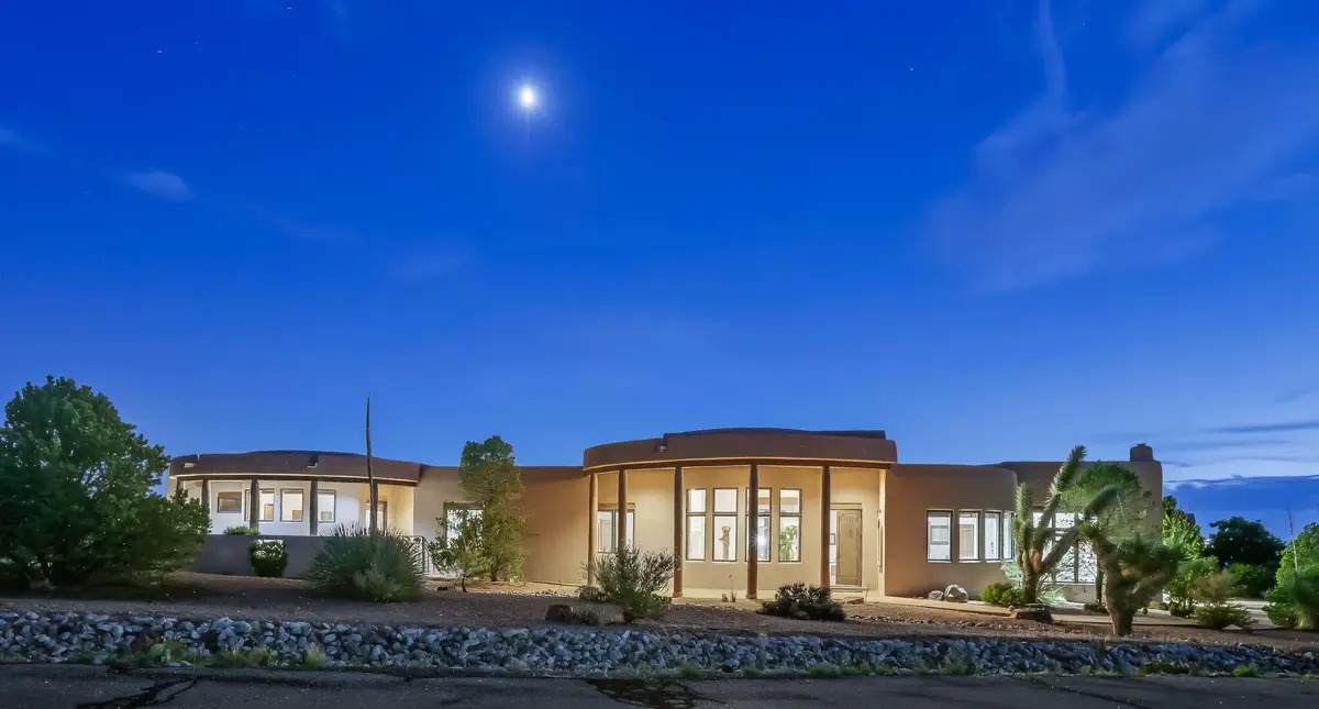 9800 Desert Mountain Road Ne, Albuquerque, NM 87122 - #1