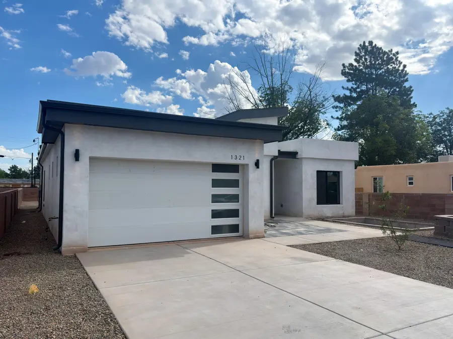 1321 Van Cleave Road Nw, Albuquerque, NM 87107 - #3