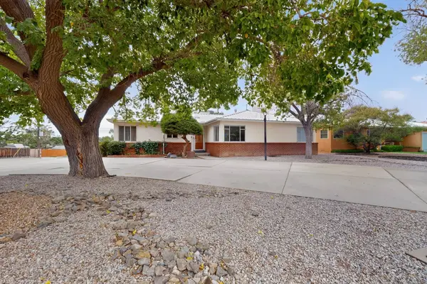 1401 Dartmouth Drive Ne, Albuquerque, NM 87106