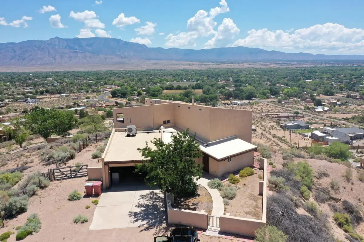 337 Chimaja Road, Corrales, NM 87048 - #1