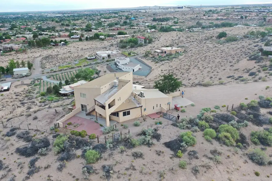 337 Chimaja Road, Corrales, NM 87048 - #2
