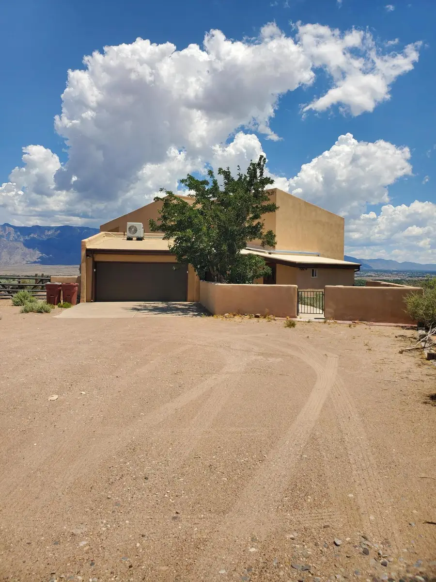 337 Chimaja Road, Corrales, NM 87048 - #3