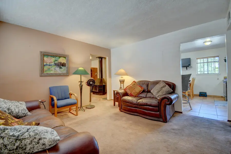 1513 Aragon Road Sw, Albuquerque, NM 87105 - #3