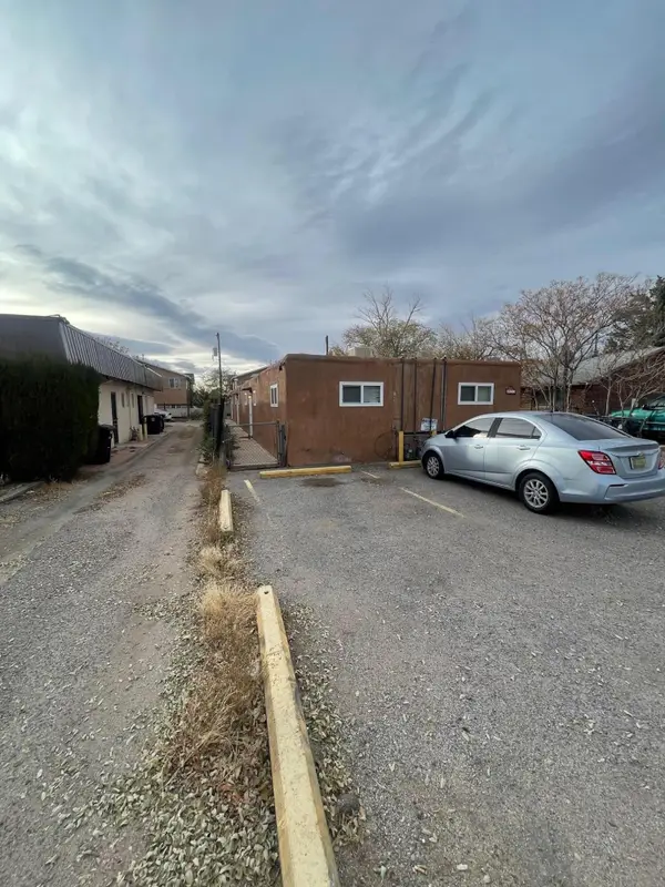 525 Valencia Drive Se, Albuquerque, NM 87108