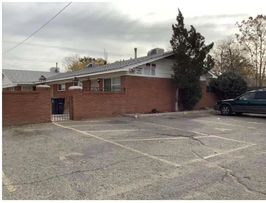 328 Charleston Street Se, Albuquerque, NM 87108 - #2