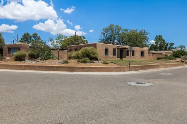 815 Rio Vista Circle Sw, Albuquerque, NM 87105