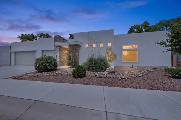 239 Vista Azul Lane Nw, Albuquerque, NM 87114