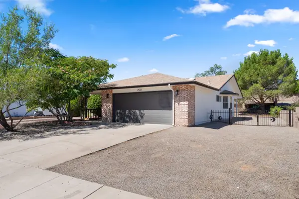 2513 Twin Buttes Drive Ne, Rio Rancho, NM 87144