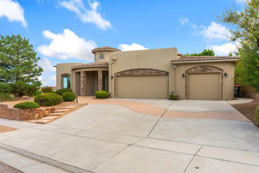 5000 Sevilla Avenue Nw, Albuquerque, NM 87120 - #2