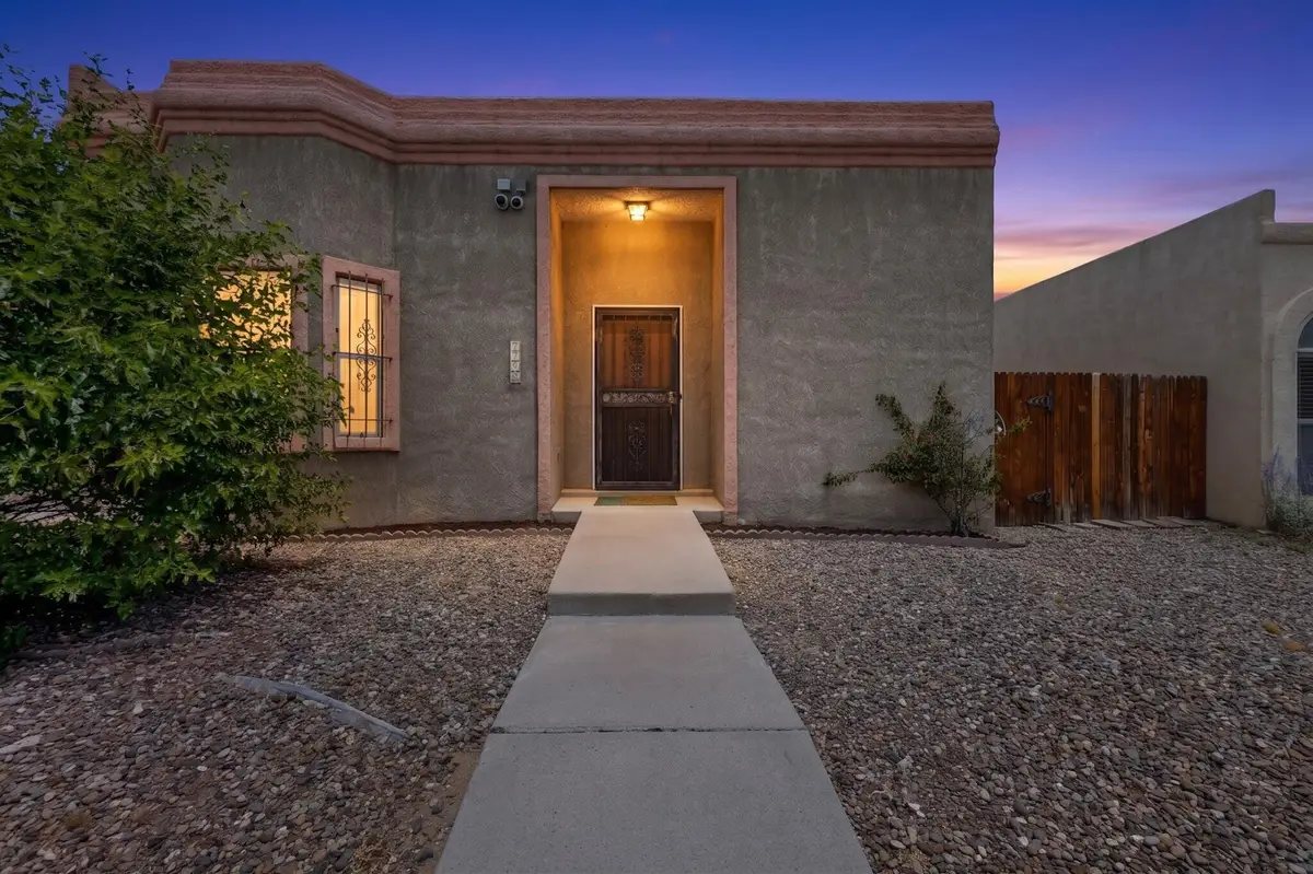 7709 Pinewood Drive Nw, Albuquerque, NM 87120 - #1