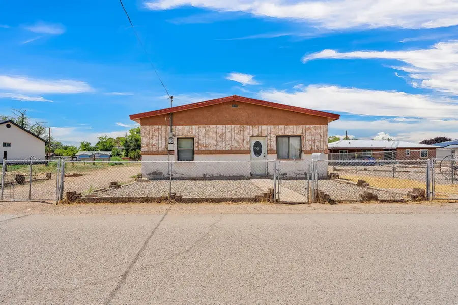 633 Wisconsin Street, Belen, NM 87002 - #2