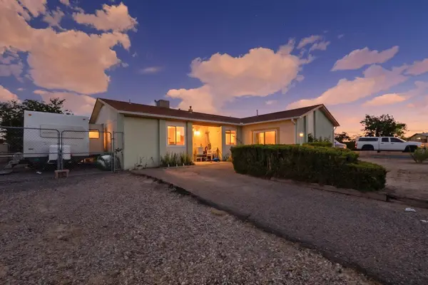 834 Nyasa Road Se, Rio Rancho, NM 87124