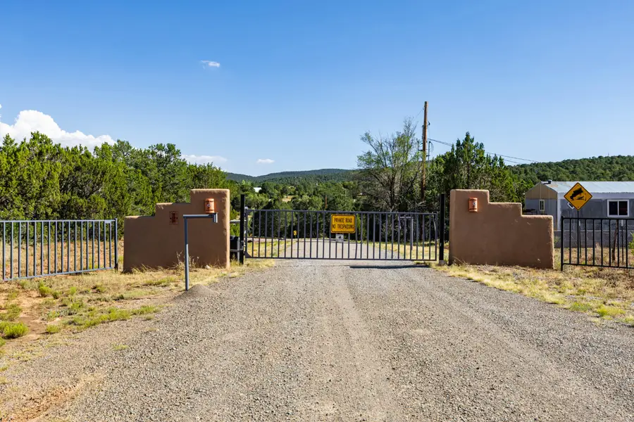 11 Monte Verde Road, Tijeras, NM 87059 - #2